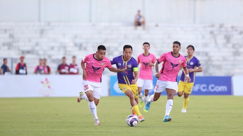 Tiền đạo Văn Quyết: 'Cận vệ' trung thành của Hà Nội FC