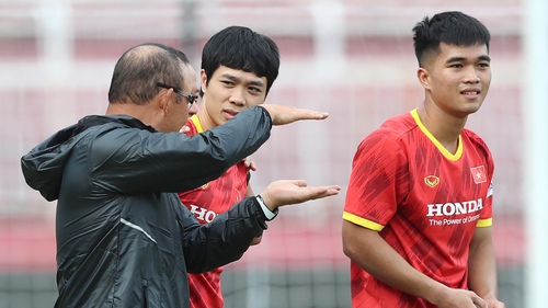 Việt Nam gặp Ấn Độ: Quân bầu Đức ở đội tuyển