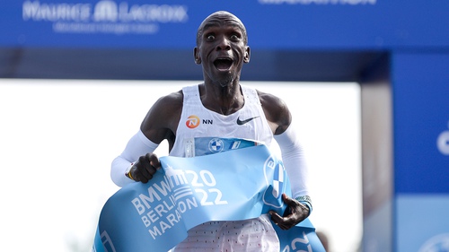 Eliud Kipchoge: Giới hạn sinh ra là để… phá vỡ