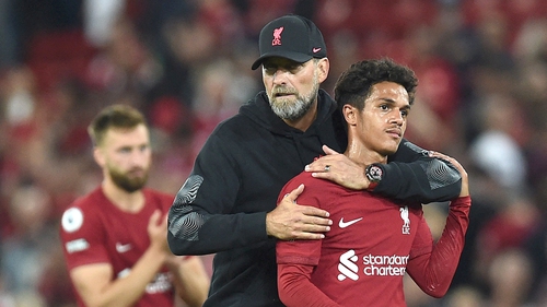 Xuất phát chậm, Liverpool sống trong lo âu