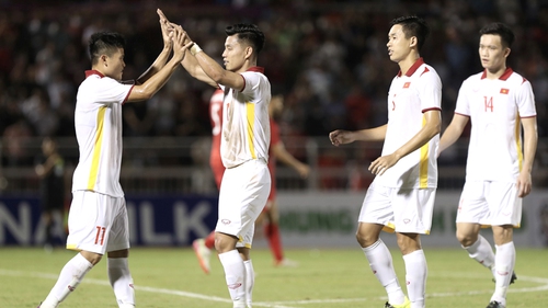 Người quan sát: Thử định giá ĐTQG