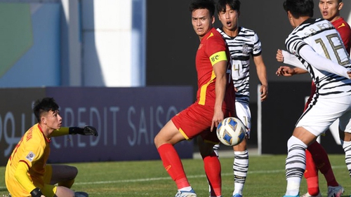 Lạ lùng Quan Văn Chuẩn!