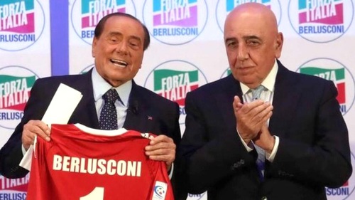 Góc Anh Ngọc: Cuộc chiến cuối cùng của Berlusconi