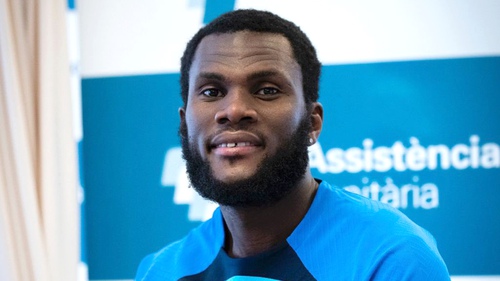 Barcelona: Xavi sẽ biến Kessie thành Toure thứ 2