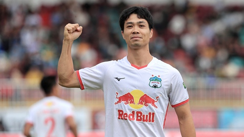 Công Phượng khó gánh HAGL