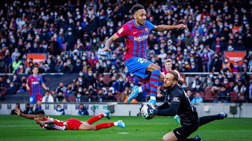 Barcelona: Chạy nhanh mới thắng