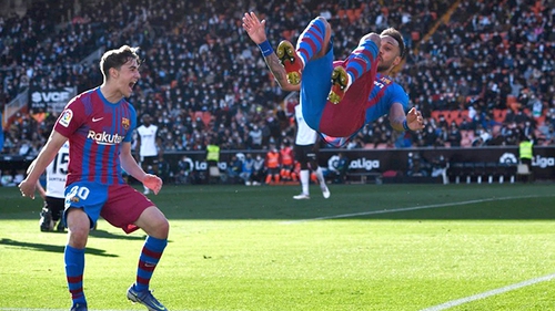 Cúp C2 lượt đi vòng 1/8: Bổn phận của những ứng viên vô địch