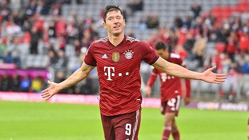 Robert Lewandowski và Gerd Muller: Ai xuất sắc hơn?
