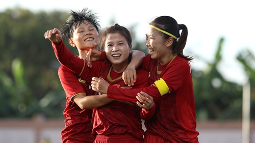 'Đội tuyển Việt Nam hãy ra sân với tinh thần tận hiến'