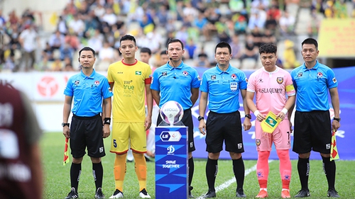 V-League 2022 và dấu hỏi chất lượng trọng tài