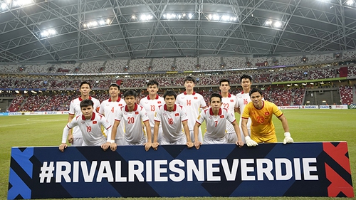 Bình luận viên Quang Huy: 'Thay đổi là yêu cầu bắt buộc với đội tuyển Việt Nam'