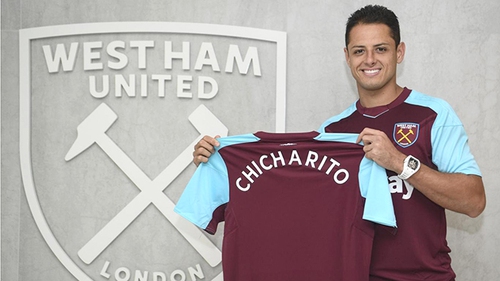 M.U không việc gì phải tiếc Chicharito