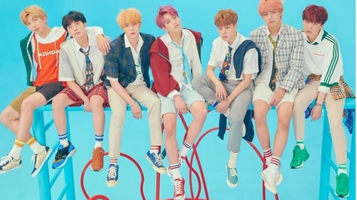 Nhiều ngôi sao giải trí Mỹ nóng lòng chờ đón BTS