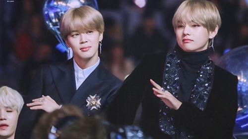 V, Jimin (BTS) lọt Top 5 nam thần K-pop được bình chọn là ‘thiên tài biểu diễn’