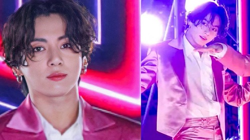 Jungkook đang ‘bá chủ’ MXH với màn trình diễn tại AMA, giờ lại ‘gây bão’ với lý do hoàn toàn khác