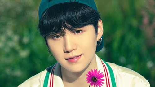 Suga BTS từng đau khổ vì một cô gái, tiết lộ mẫu bạn gái lý tưởng