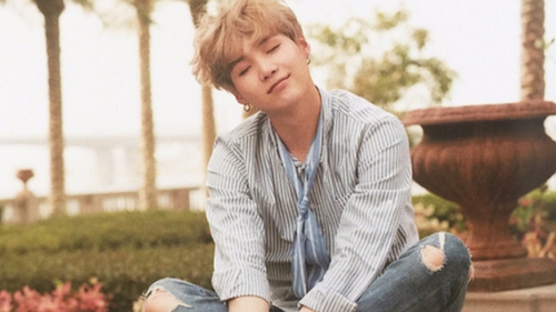 Suga BTS là ngôi sao hàng đầu được fan mong muốn nghỉ Hè cùng