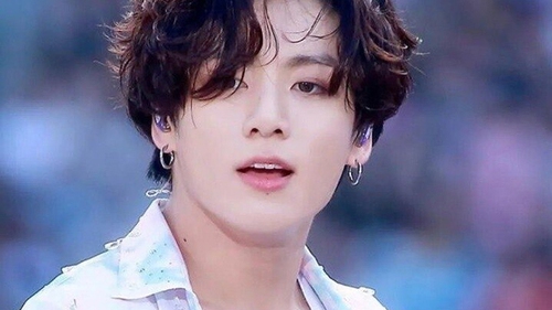 Jungkook là thành viên duy nhất BTS đạt thành tích khủng này