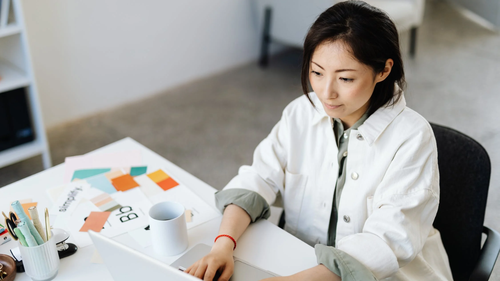 Ngoài 30 tuổi chưa lấy chồng, đi xin việc có phải là điểm trừ?