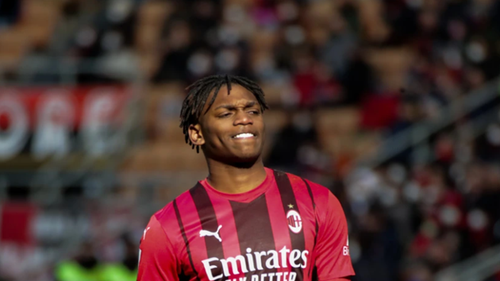 Chelsea nhận báo giá 127 triệu bảng cho Leao