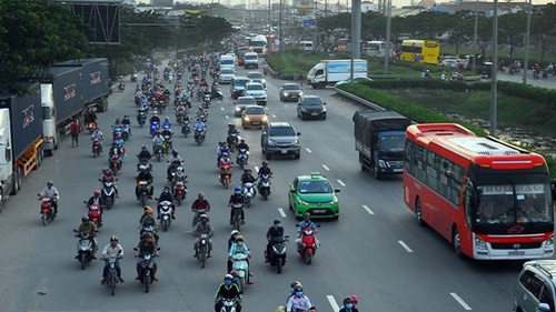 Sẵn sàng tàu xe để người dân trở về Hà Nội sau Tết