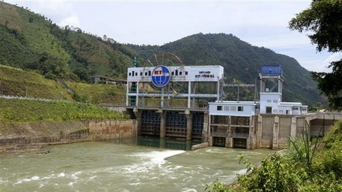 Đêm 17/6 và chiều tối 18/6, Bắc Bộ mưa dông rải rác, có nơi mưa to đến rất to