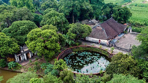 Nhiếp ảnh gia Lê Bích: Một thập niên rong ruổi với giếng cổ