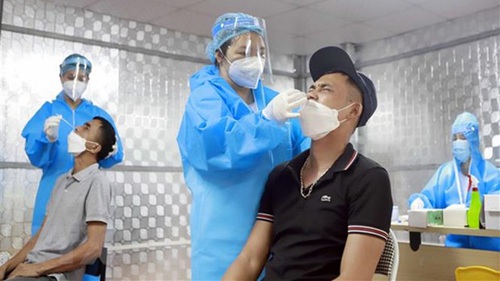 Gia tăng số ca nặng, nguy kịch, Bộ Y tế yêu cầu tăng cường điều trị