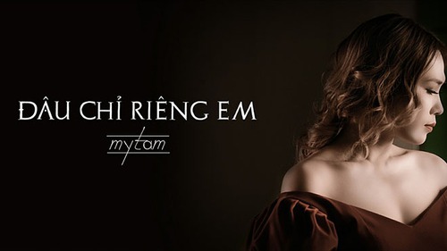 Mỹ Tâm tự đệm đàn và hát mộc 'Đâu chỉ riêng em'