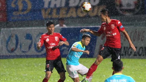 Long An 'buông' Cúp QG để dồn sức cho V-League