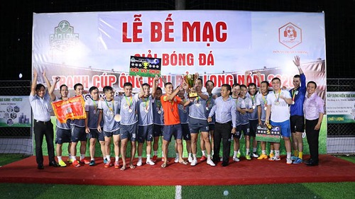 Bảo Long FC đăng quang ngôi vô địch giải bóng đá các ông bầu