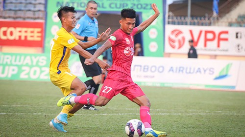 Quảng Nam 3-2 Sài Gòn: Thêm thất bại đoàn quân HLV Phùng Thanh Phương