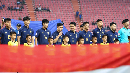 Thái Lan mang 10 bình oxy tới vòng loại giải U23 châu Á