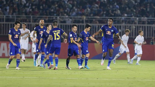 HLV Kiatisuk: 'HAGL sẽ có điểm trước Yokohama'