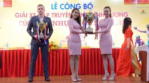 Gần 400 triệu đồng cho giải xe đạp BTV – Cúp Ống nhựa Hoa sen 2017