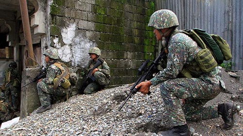 Quân đội Philippines ‘chật vật’ đuổi phiến quân Hồi giáo khỏi Marawi