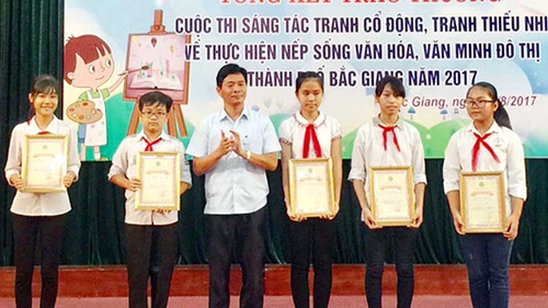 Bắc Giang 'bội thu' tác phẩm đẹp về văn minh đô thị của các em thiếu nhi