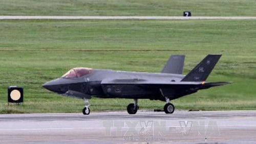 Chiến đấu cơ tàng hình F-35A Mỹ hạ cánh khẩn cấp tại Okinawa