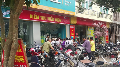 Cập nhật thông tin thuê bao di động: Cộng đồng mạng ‘sôi sục’ trước cách 'ứng xử' của nhà mạng