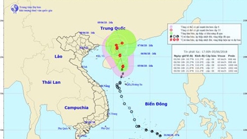 Tin mới nhất: Bão số 2 di chuyển theo hướng Bắc, vùng tâm bão gió giật cấp 11