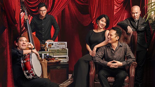 Mỹ Linh và ban nhạc Anh Em: 'Đội hình' bền vững đã 20 năm