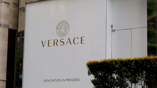 Michael Kors thâu tóm Versace với giá 1,83 tỷ euro