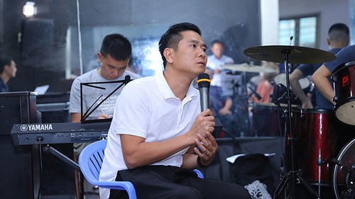 Nhạc sĩ Hồ Hoài Anh: 'Giải Cống hiến là bước ngoặt và động lực để các nghệ sĩ phấn đấu'