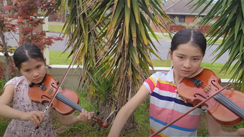 Trẻ em Việt ở Australia biểu diễn hòa nhạc trực tuyến vận động ủng hộ chống dịch Covid-19