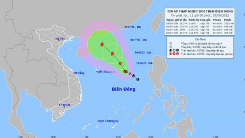 Áp thấp nhiệt đới di chuyển theo hướng Tây Bắc, có xu hướng mạnh thêm