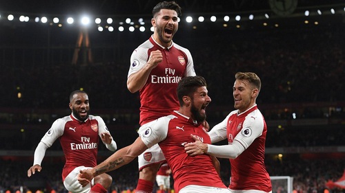 ĐIỂM NHẤN Arsenal 4-3 Leicester: Lacazette khởi đầu như mơ. Hàng thủ Arsenal đá như đội nghiệp dư