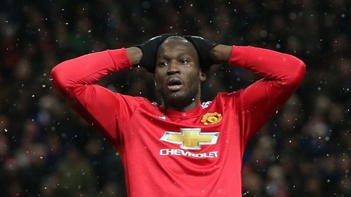 CHẾT CƯỜI: Lukaku lại kiến tạo cơ hội ghi bàn mười mươi cho đối thủ