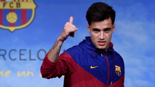 Cựu hậu vệ M.U nằm trong 'bộ sậu' giúp Coutinho sang Barca