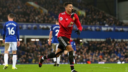 Everton 0-2 M.U: Martial và Lingard tỏa sáng, M.U giành 3 điểm trên sân khách