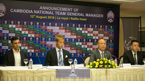 Keisuke Honda dẫn dắt đội tuyển Campuchia, có thể đối đầu với Park Hang Seo